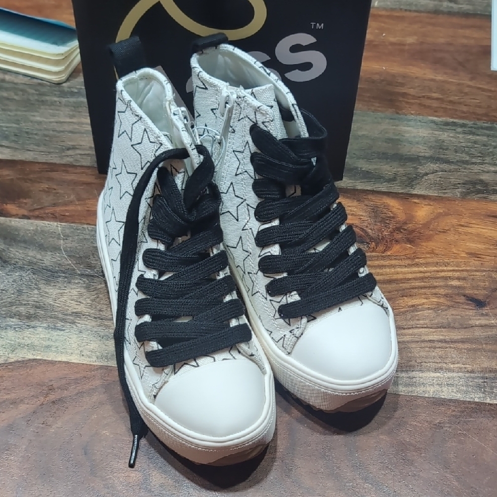 Art Class Starry High-Top Sneakers